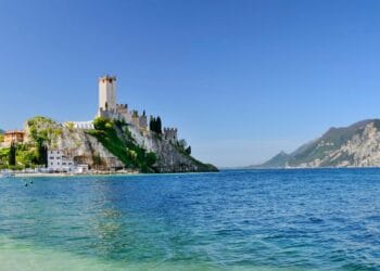 Malcesine (e il suo Castello), da Pipino a Goethe