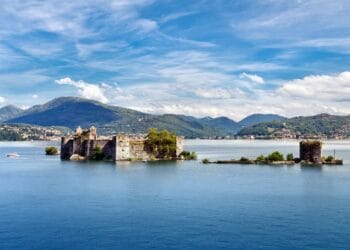 I castelli di Cannero, tra mito e realtà