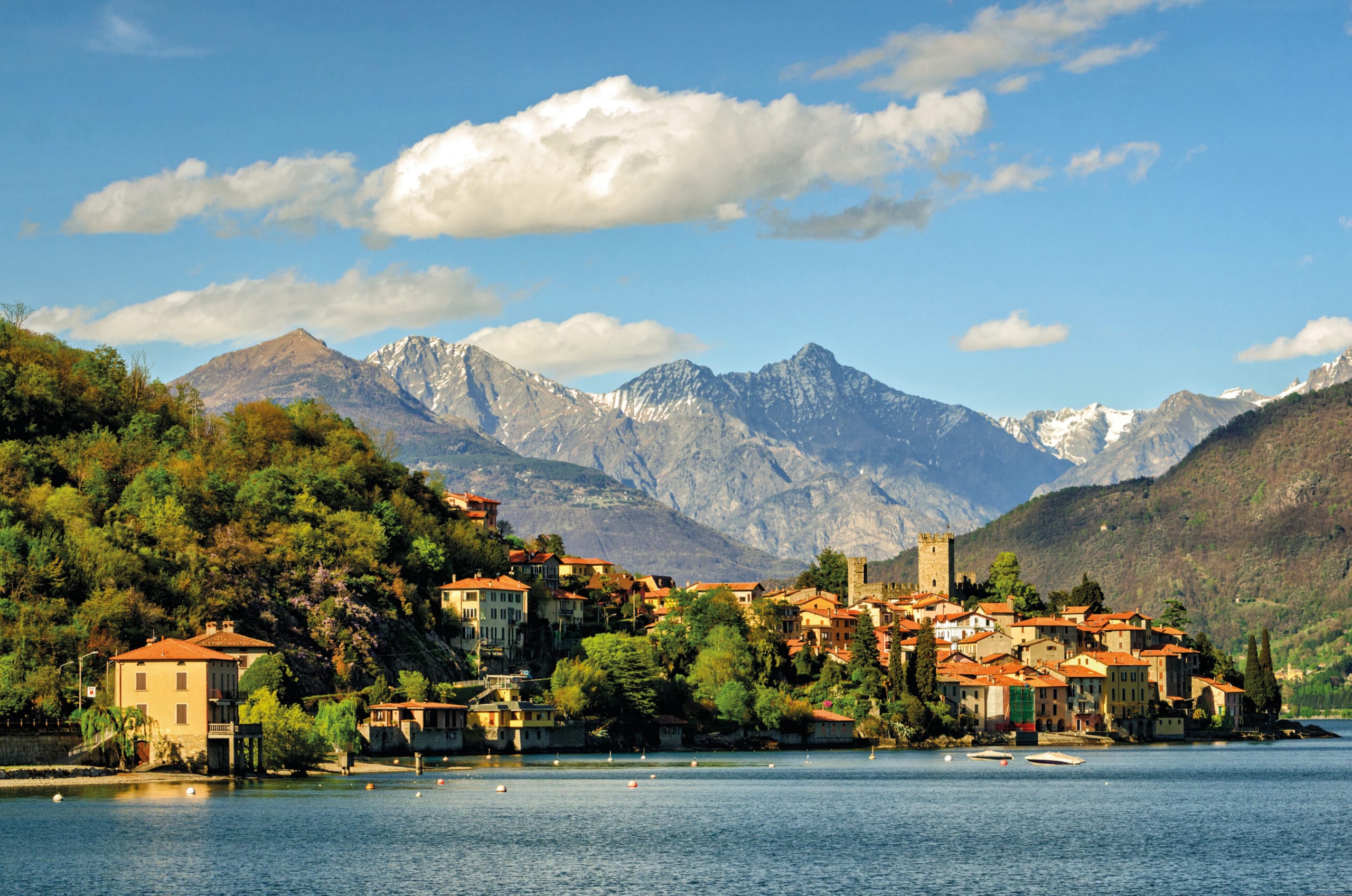 Rezzonico, il centro pittoresco sul Lago di Como